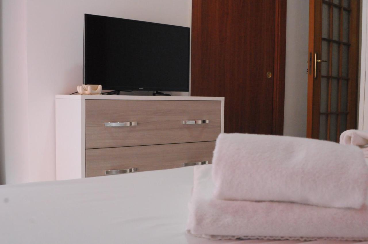 Cisterna'S House Hotel Naples Luaran gambar